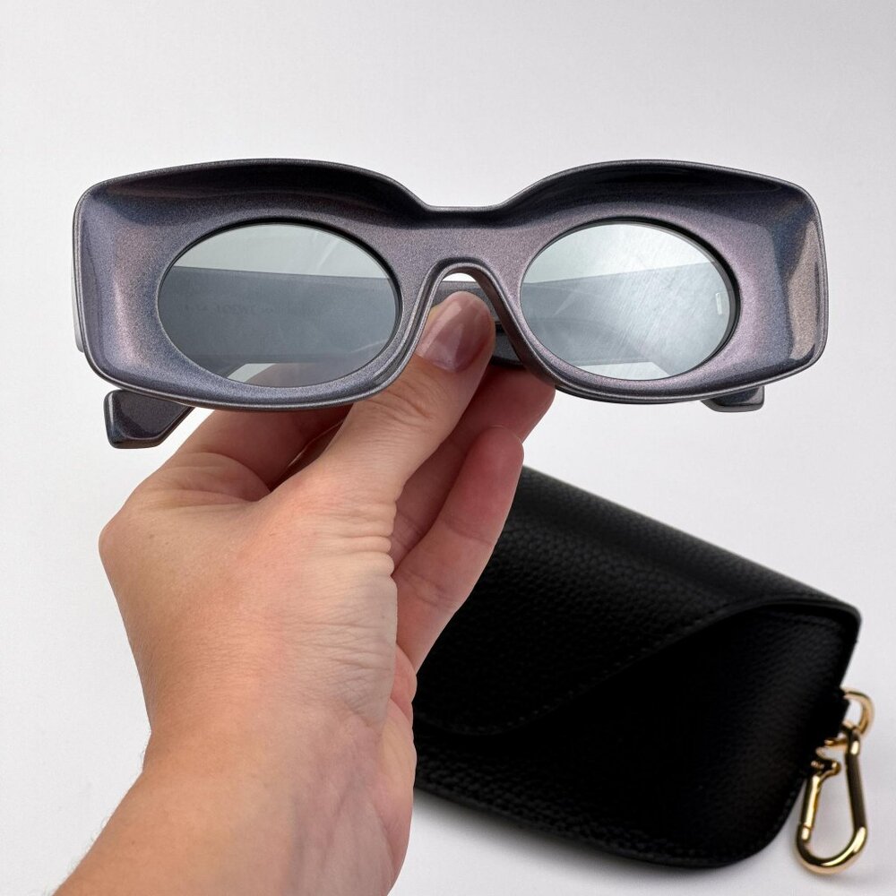 Loewe Paula’s Ibiza LW40033I Sunglasses – Metallic Grey Silver | Model LW40033I